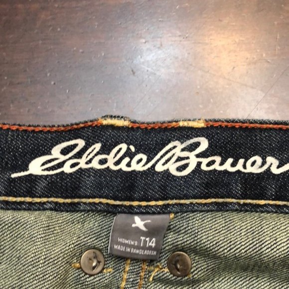 NWOT - Eddie Bauer Boyfriend Crop jeans - Picture 3 of 10
